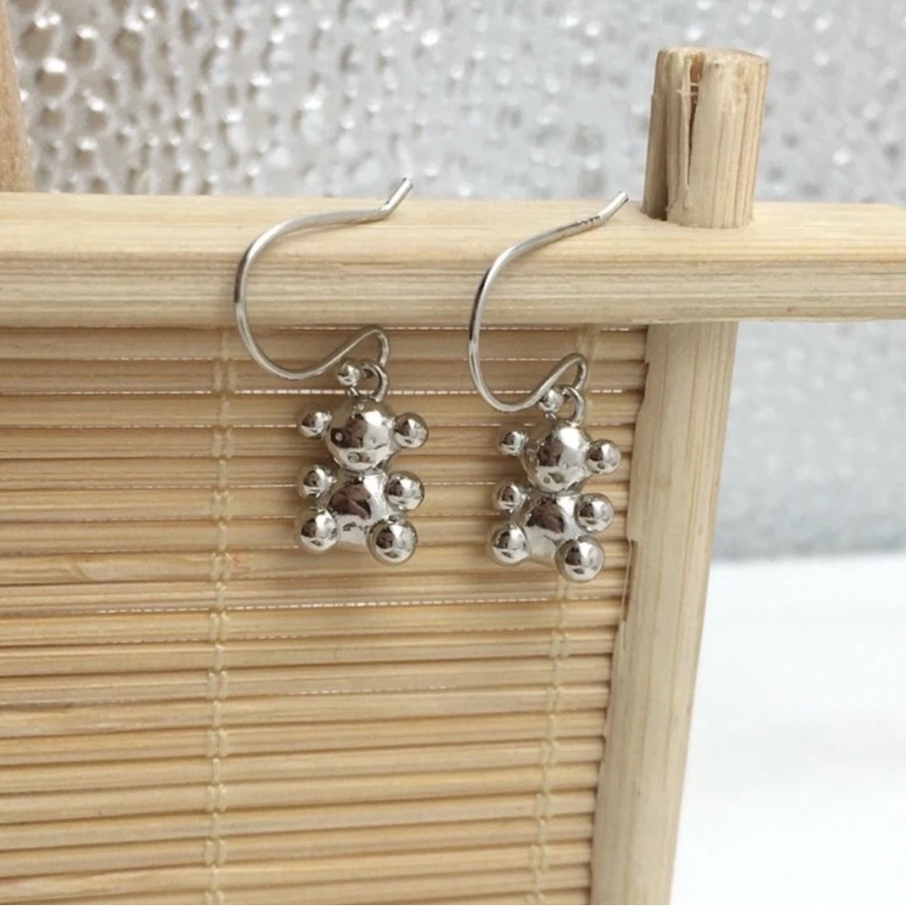 Elegant Silver Drop Earrings